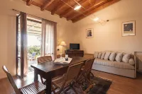 Agriturismo Podere l'Agave فنادق في Castagneto Carducci