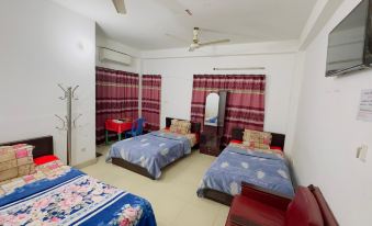 Mohammadia Restaurant & Guest House Near United Hospital