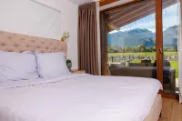 Villa Sofayla Near the Pirin Golf Resort Hotels in Razlog