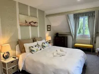 Les Vieilles Digues Hotels in Saint-Marcan