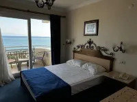 SİRİUS Mİ Hotel GÜMÜLDÜR Hôtels à : Menderes