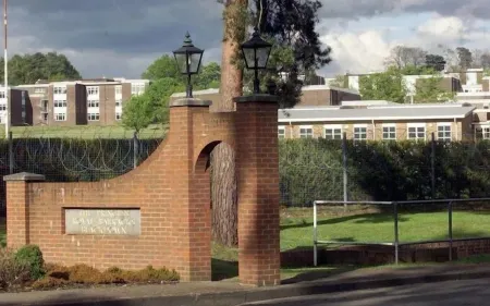 Kingston Road House by Redwood Stays