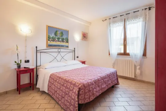 Follonica Apartments - Pool & Relax