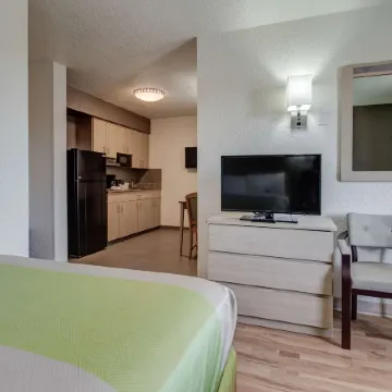 Studio 6 El Paso, TX - East