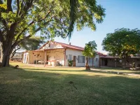 Dornhügel Guestfarm Hotels in Grootfontein