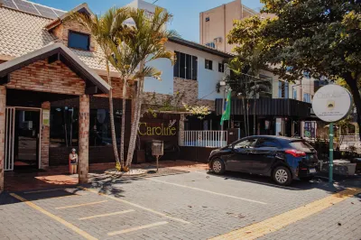 Hotel e Pousada Caroline โรงแรมใน