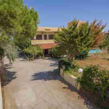 Romantic Corner Maisonettes Hotel Exterior