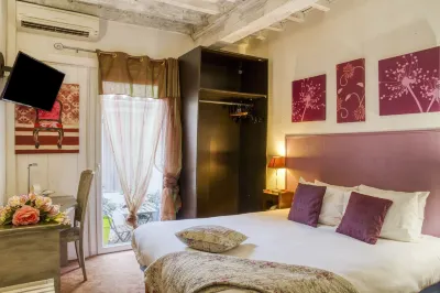 Hotel Boquier Отели рядом с достопримечательностью «Festival d’Avignon»