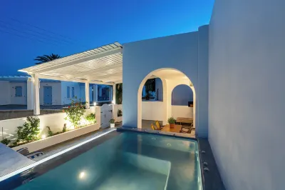 วิลล่า โคซิส พร้อมสระว่ายน้ำส่วนตัว โรงแรมใกล้Santorini Airport Shuttle Express