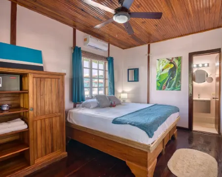 ลูลา เบดแอนด์เบรคฟาสต์ โรงแรมในโบกาสเดลโตโร