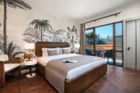 Genesis Hotel Hotels in Alacati Mahallesi
