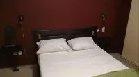 Roza Hotel Các khách sạn ở Dar El Beida