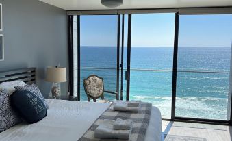 Ocean View Luxury Condo Oceanfront and Pool