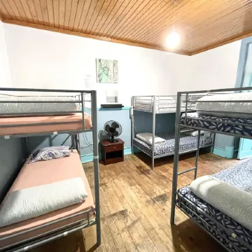 Lisboa Parque Guest House Отели рядом с достопримечательностью «Edificio Atlantis»