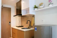 Elegant and Comfy Studio at Tamansari Iswara Apartment Hotels in Rawalumbu