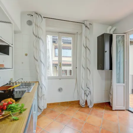 Riccardo House Stresa 1 Min from Lake - Happy Rentals