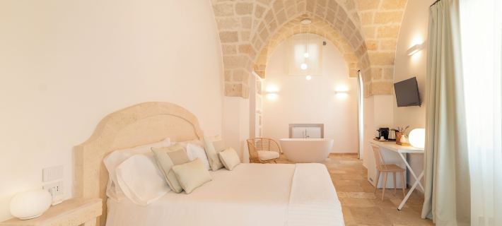 マッセリア・サン・ニコラ サヴェレートリ - B&B ファザーノのホテル