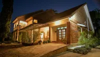 Cycad Entebbe Guest House - Pensions
