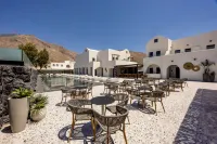 Santo Mangata Boutique Hotel - de playa