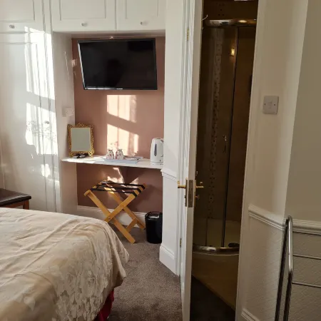 Rowan Tree House B&B