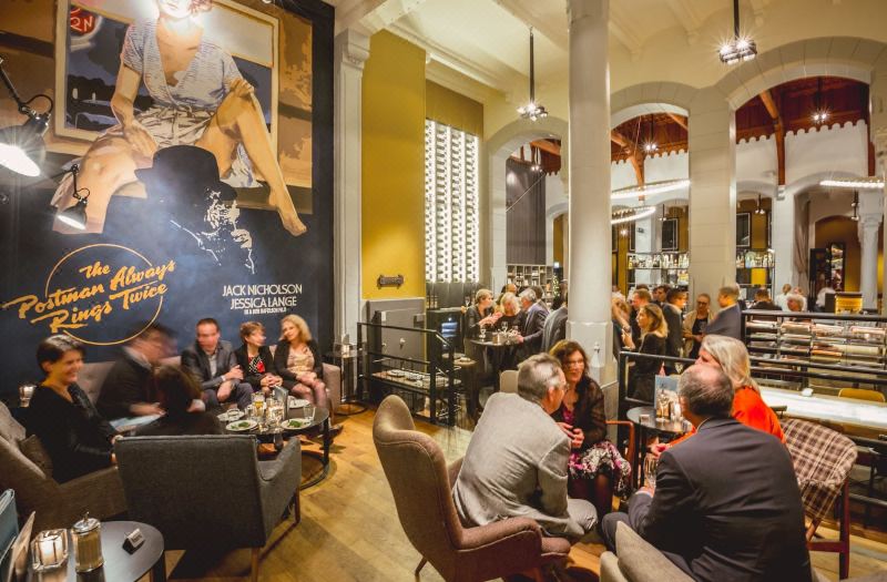 Post-Plaza Hotel & Grand Café photo 3