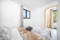 Dom Autocamp Hotels in Srima