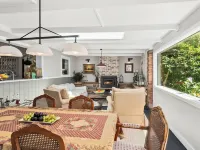 European-Inspired Country Home Walking Distance to Bundanoon Village Hotels in Bundanoon