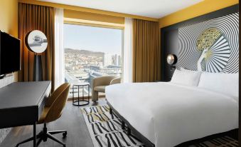 Renaissance Zurich Tower Hotel