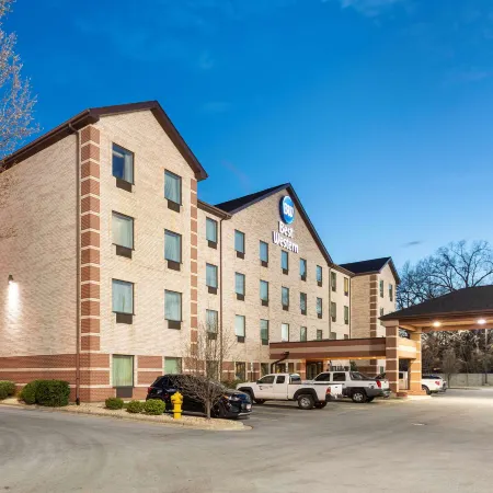 Best Western Inn  Suites - Midway Airport