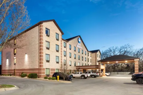 Best Western Inn  Suites - Midway Airport - 3-Star
