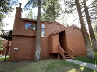 Gas Grill, Fireplace and Outdoor Pool - Spacious Cozy Haven