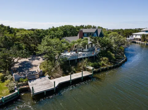Canal Front Deck and Expansive Views - Stunning Island Retreat