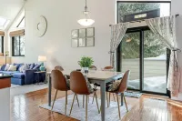 Gas Fireplace and Easy Ski Access - Spacious Charming Townhome