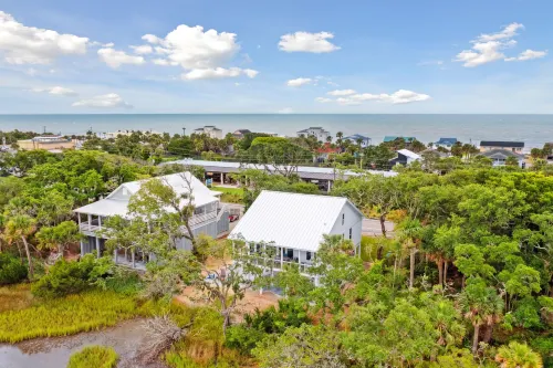 Champagne and Sunsets 에디스토 비치 호텔