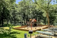 Golf course-adjacent condo with pools, hot tub & tennis Hotels in Oliver Township
