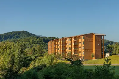 Hilton Vacation Club MountainLoft Gatlinburg Hotels near The Maples' Tree