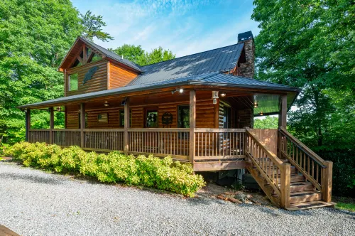 Cozy Escape with Game Room and Hot Tub - Charming Mountain Retreat