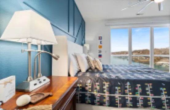 Spectacular Lake Views and Spacious Interiors - Charming Nautical Retreat