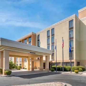 Comfort Inn Elizabeth City Near University Отели в г. Паскуотанк