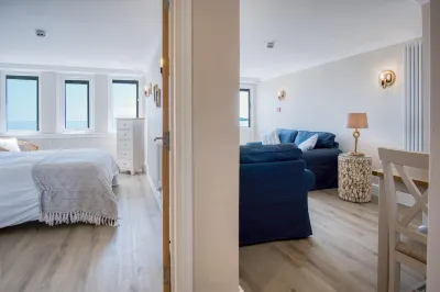 Waterfront 1 - 1 Bedroom Apartment - Wisemans Bridge Các khách sạn ở 