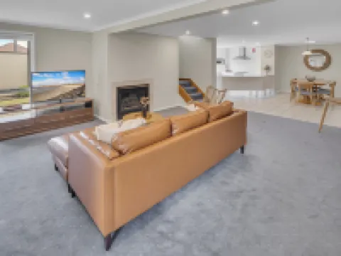 Big4 Ingenia Holidays Queenscliff Beacon