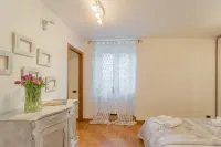 Volta Apartment in Como - Jacuzzi