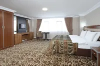 Balturk Hotel Sakarya - Parvekkeita