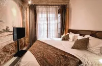 Anahita Boutique Hotel