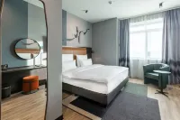 Titanic Comfort Kurfürstendamm Hotels in Schoeneberg