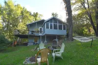 Serendipity -- Hot Tub - Pet Friendly - Fire Pit - Grill - Porch - Deck - Wifi - Pool Access - Games