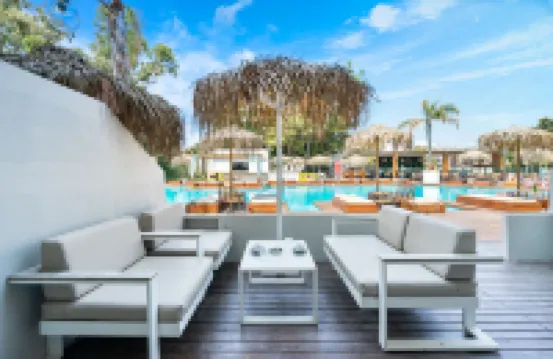 Bamboo Suites Hotel