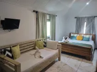 Lucy's Guesthouse - شرفة