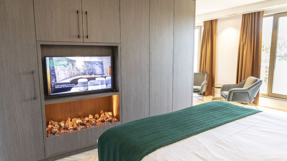 M Hotel