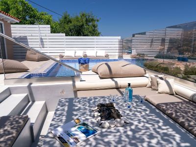 The "L" Suites & Apartments